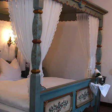 酒店 Krone 贝河畔的海尔斯伯格