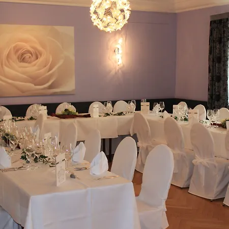 酒店 Krone 贝河畔的海尔斯伯格